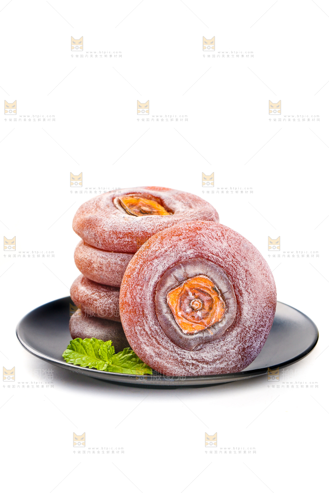白底上放着圆柿饼