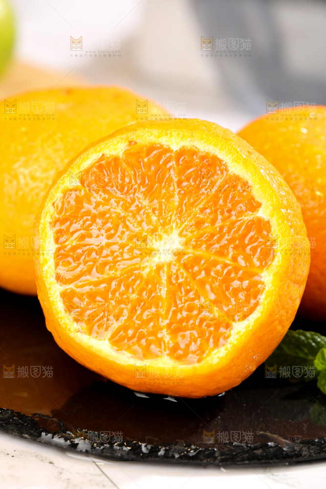 浅底上的爱媛果冻橙