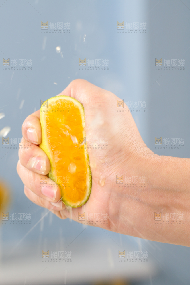 浅底上的爱媛果冻橙
