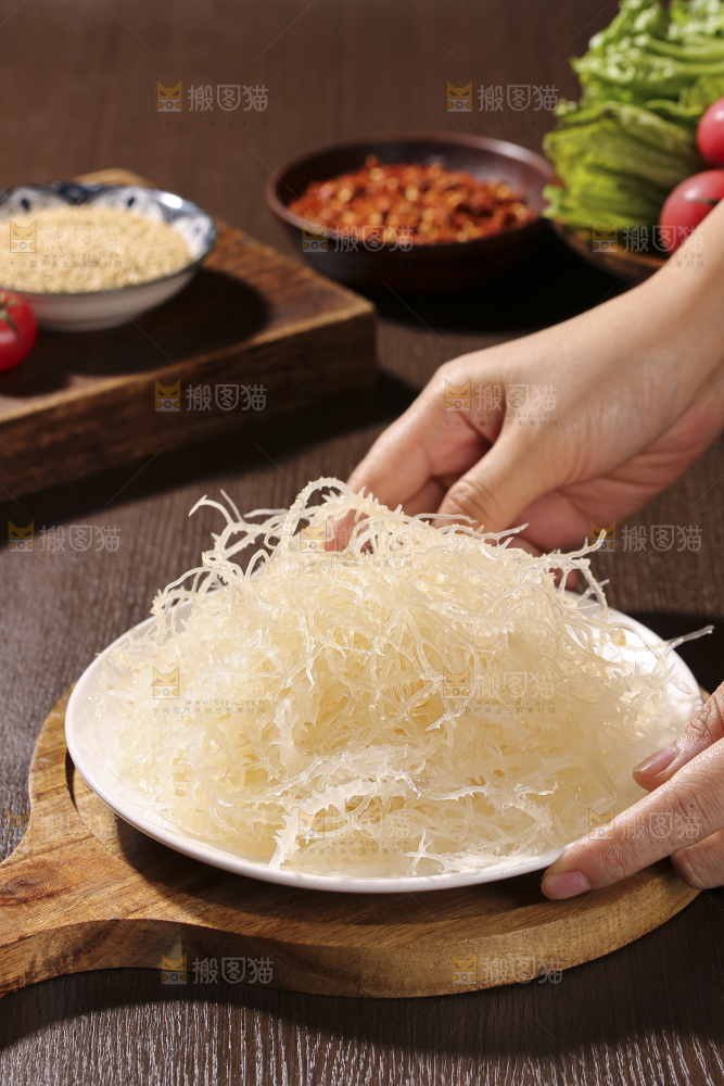 深底上的龙须菜