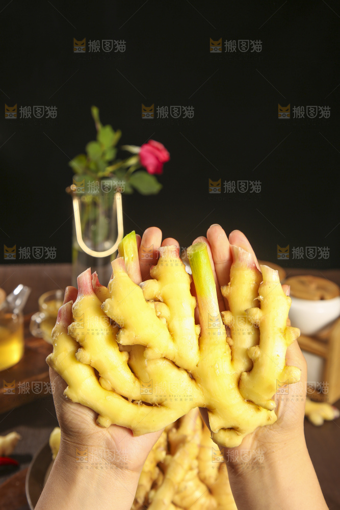 深底上的小黄姜