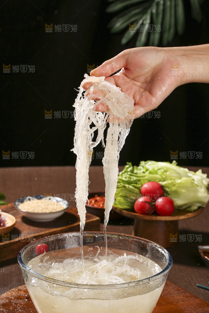 深底上的龙须菜
