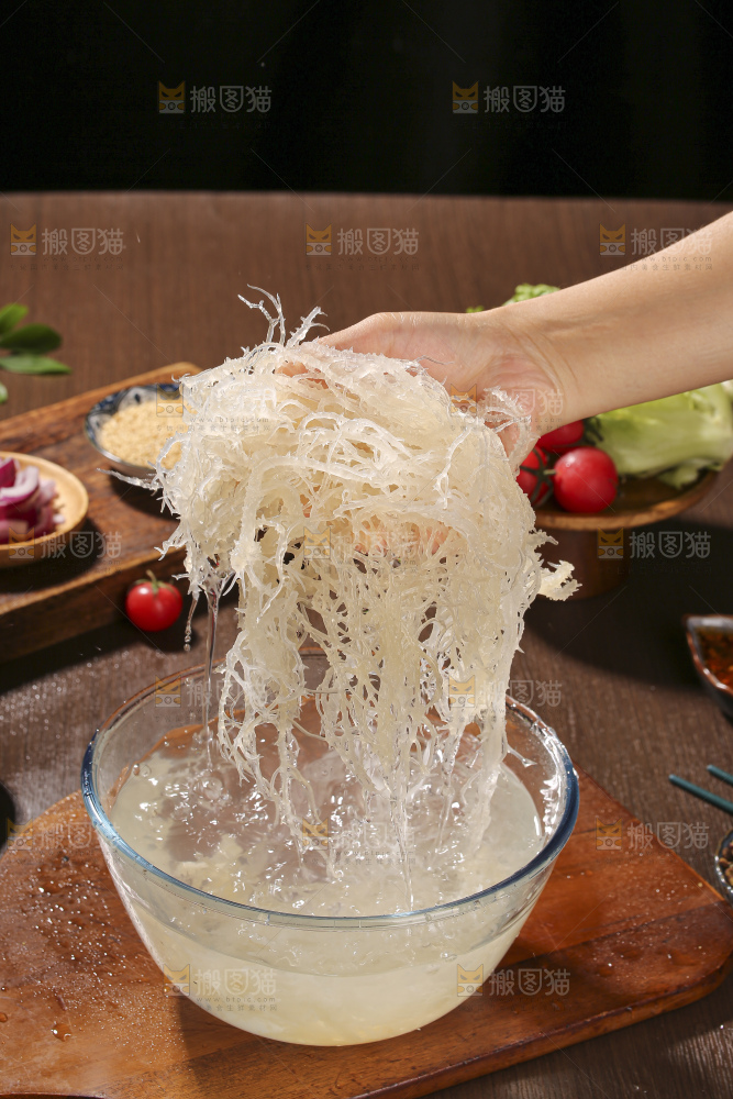 深底上的龙须菜