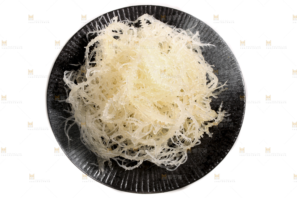 白底上的龙须菜