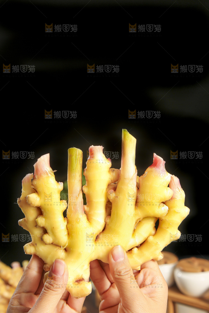 深底上的小黄姜