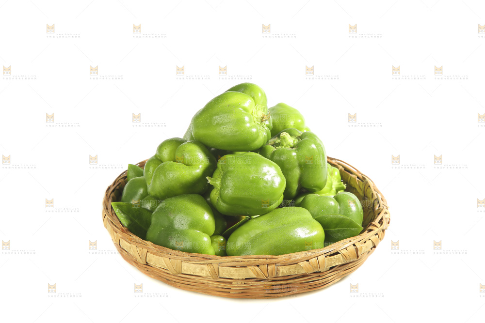 白底上的青圆椒