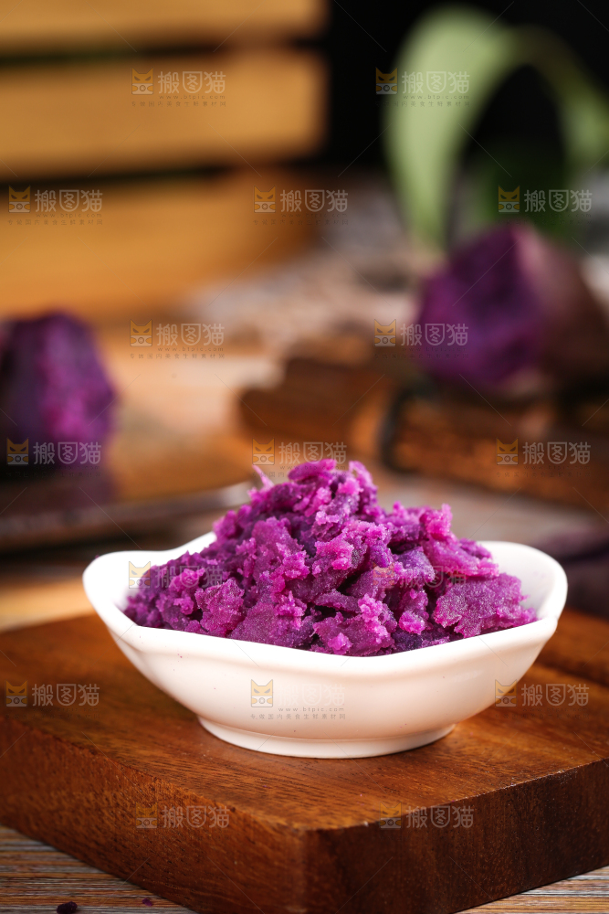 木底上的小紫薯