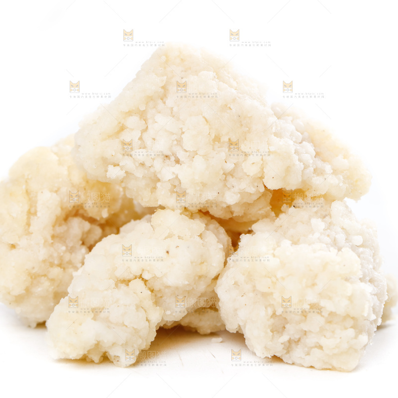 白底上的盐酥鸡