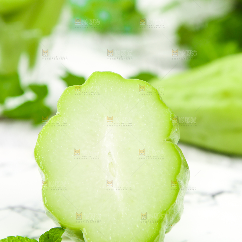 盘子里的寿瓜
