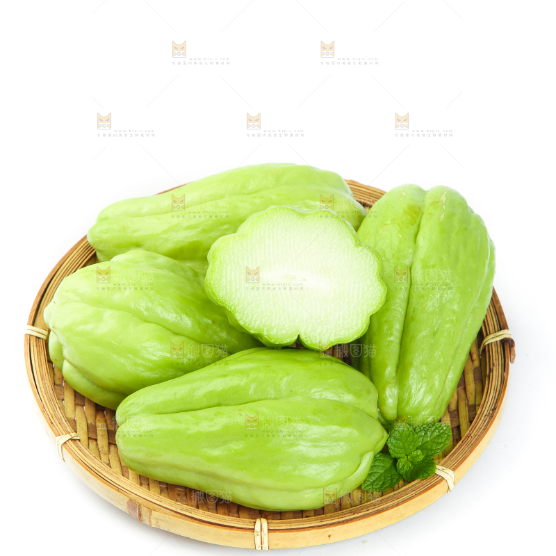 白底上一篮云南佛手瓜