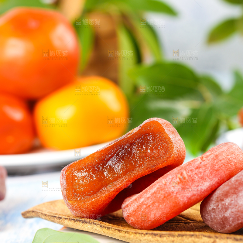白石板上一盘富平柿饼