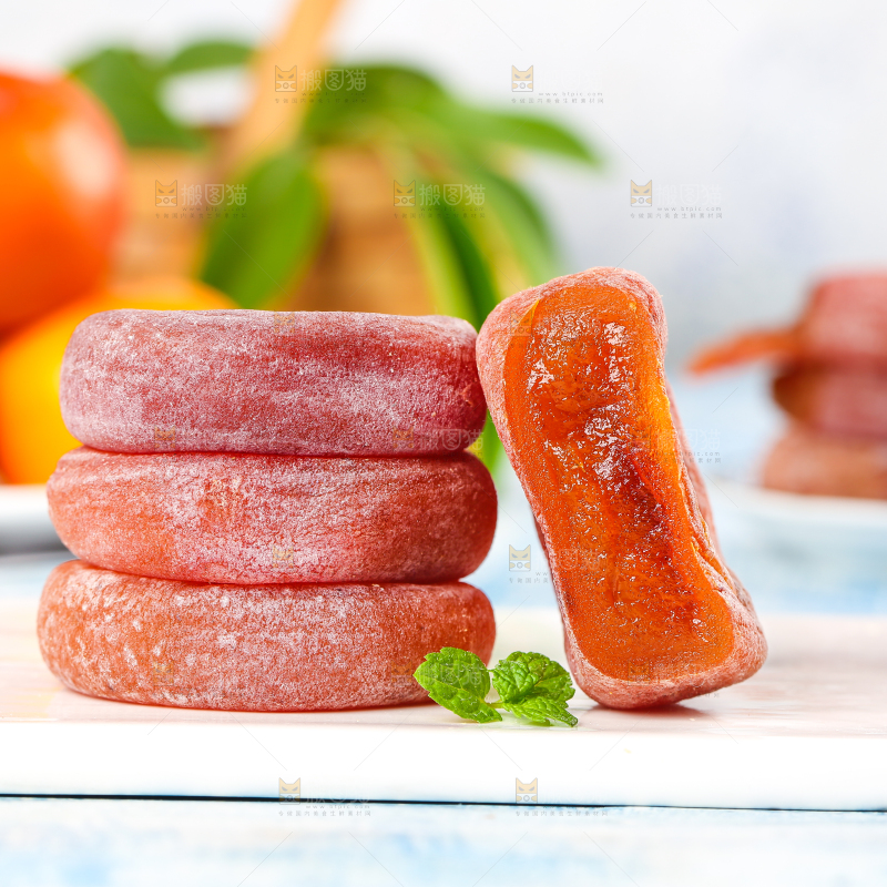 白石底上的柿饼