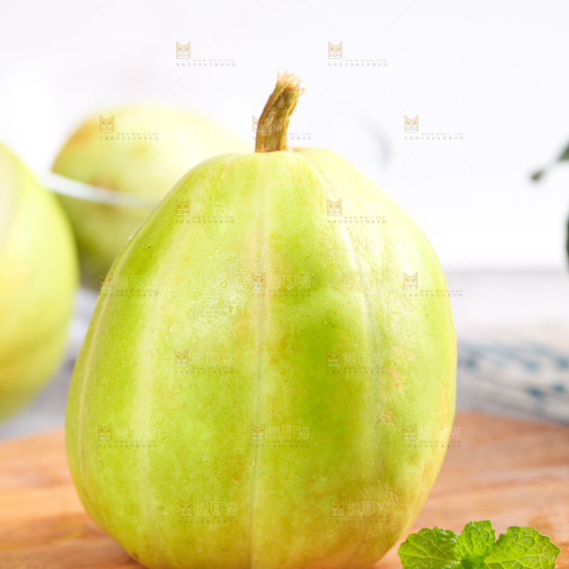 木板上的东北小甜瓜