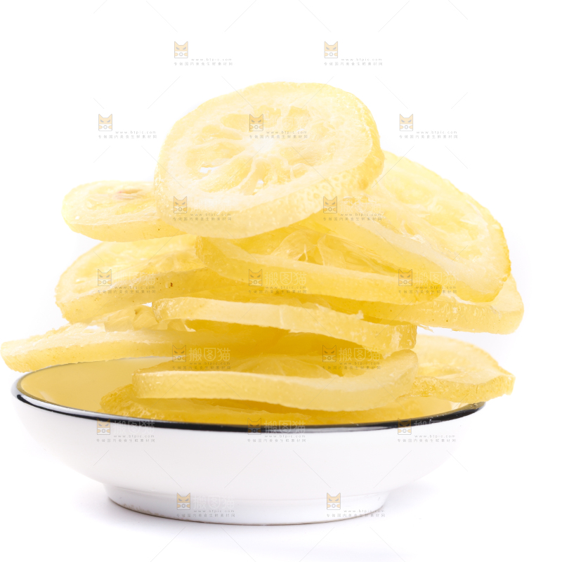 白底上的柠檬干