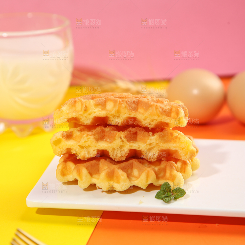 盘子里的华夫饼干