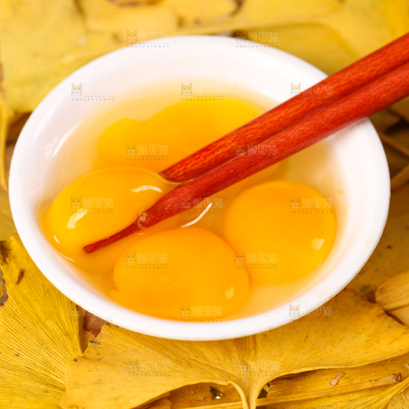 碗里的鹌鹑蛋