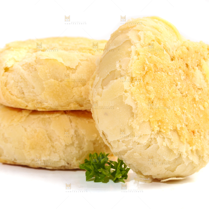 白底上的月饼