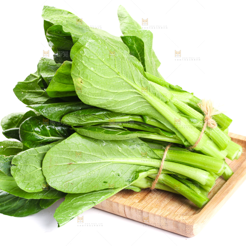 盘子里放着菜苔