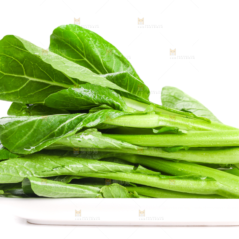 白底上放着菜苔