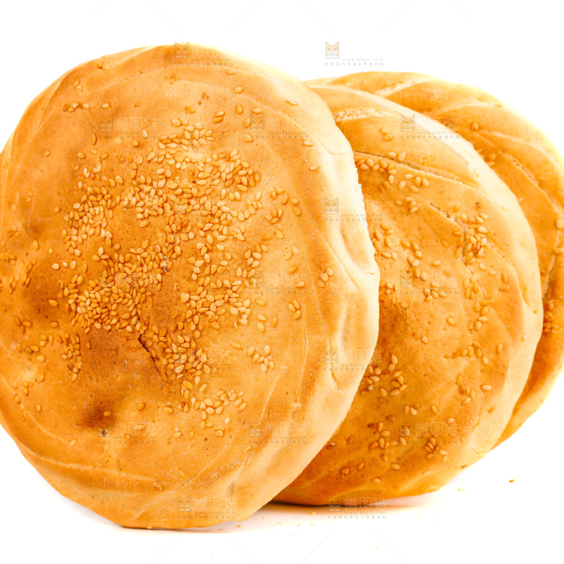 白底上放着烧饼