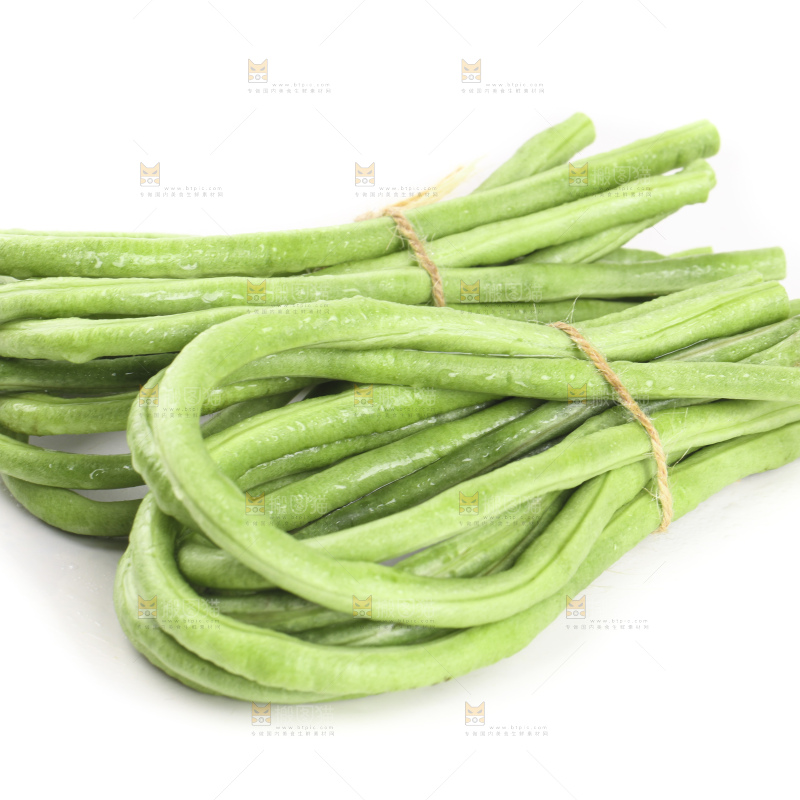 白底上的豇豆
