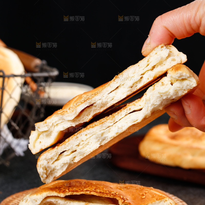 黑底上的吊炉大烧饼