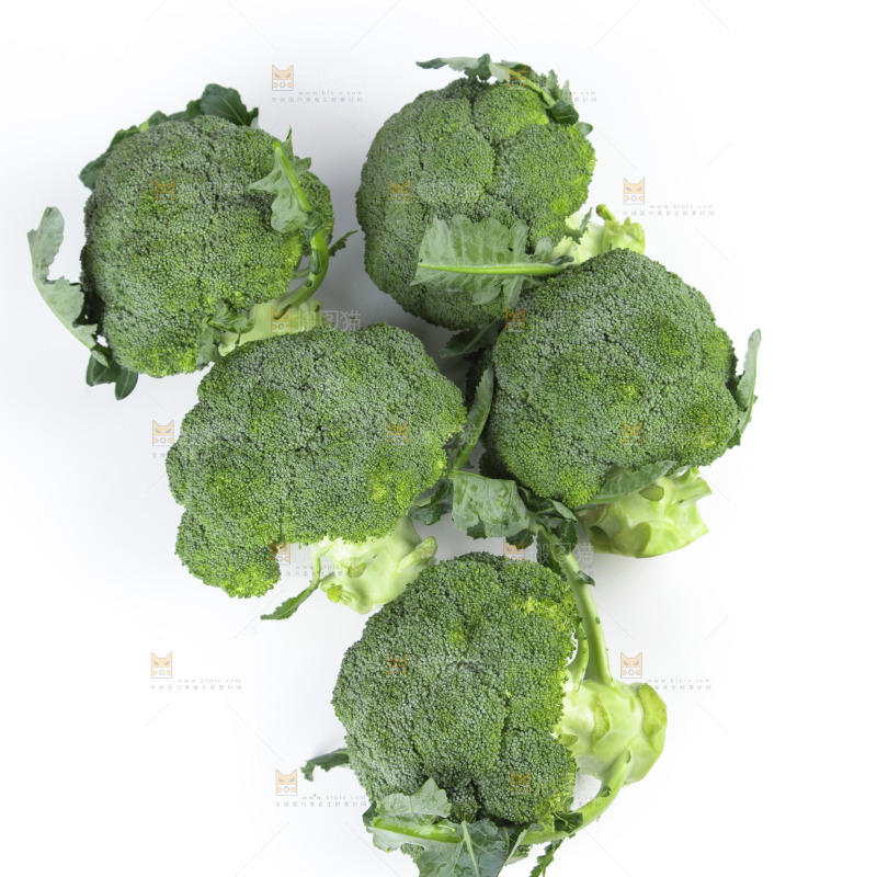 白底上的花椰菜