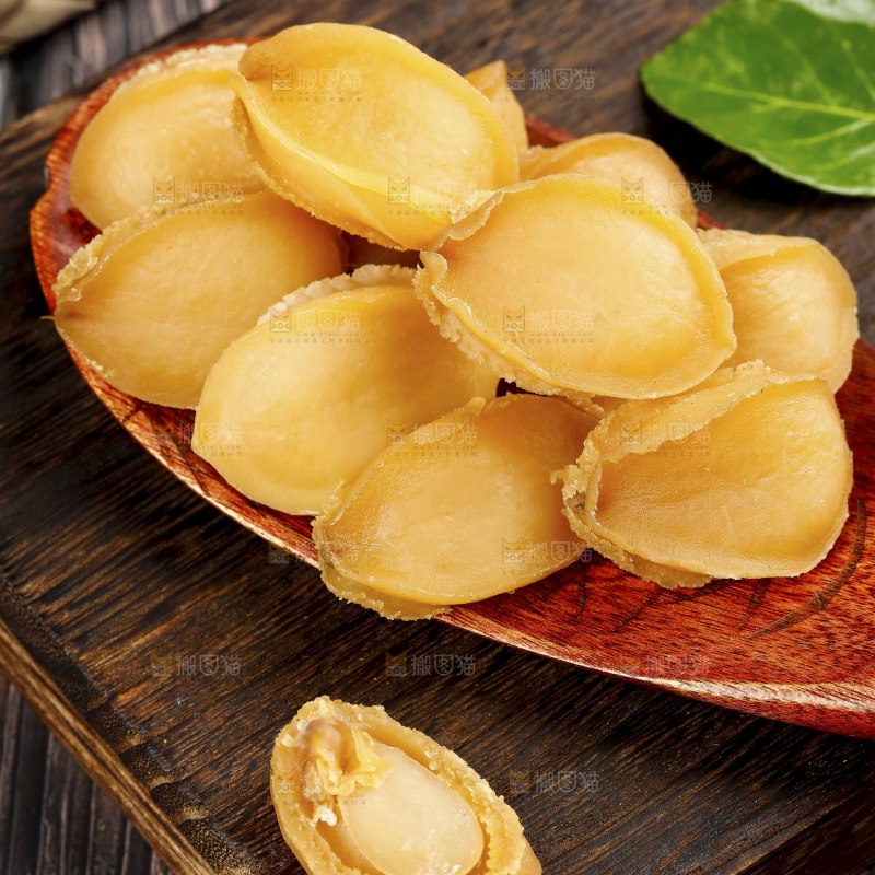 勺子里的鲍鱼干