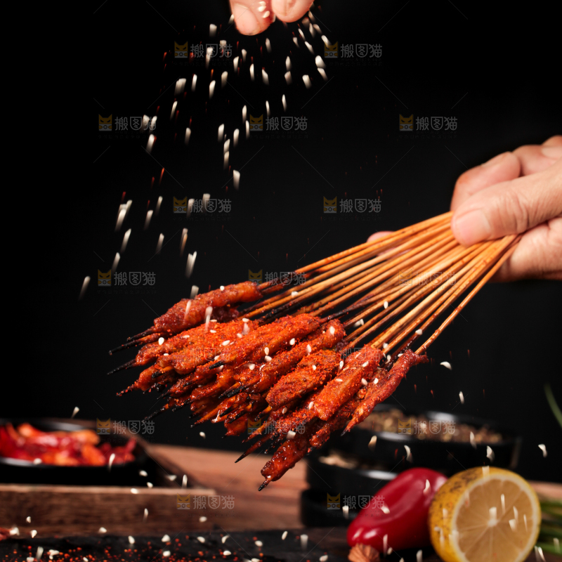 手拿烤串