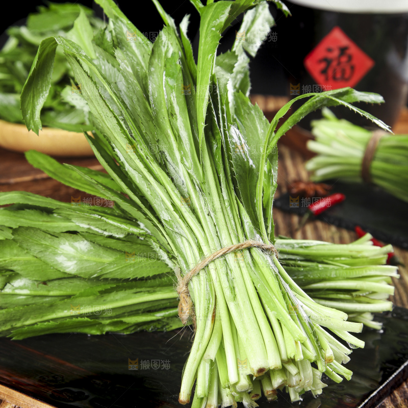 木底上的云南大香菜