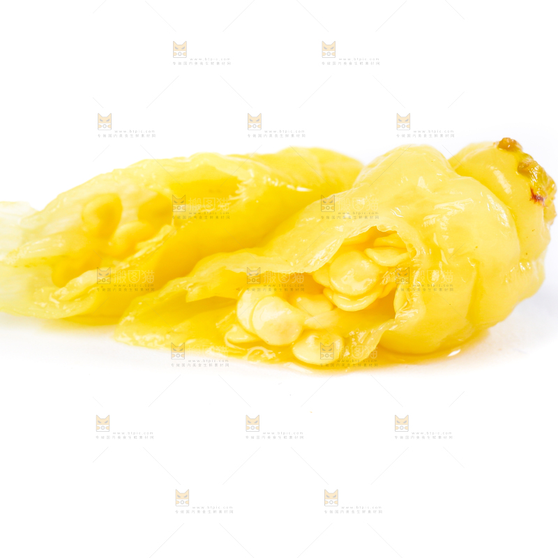 白底上的小米辣椒