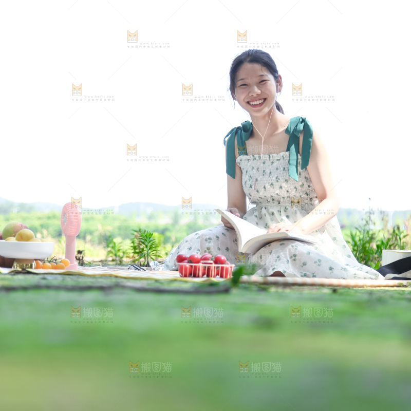 女孩正在看书