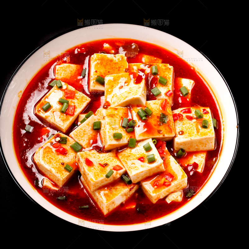 盘里装着麻婆豆腐