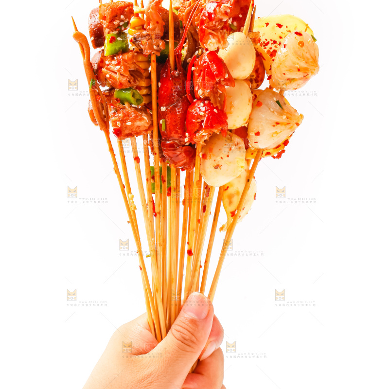 手拿钵钵鸡食材