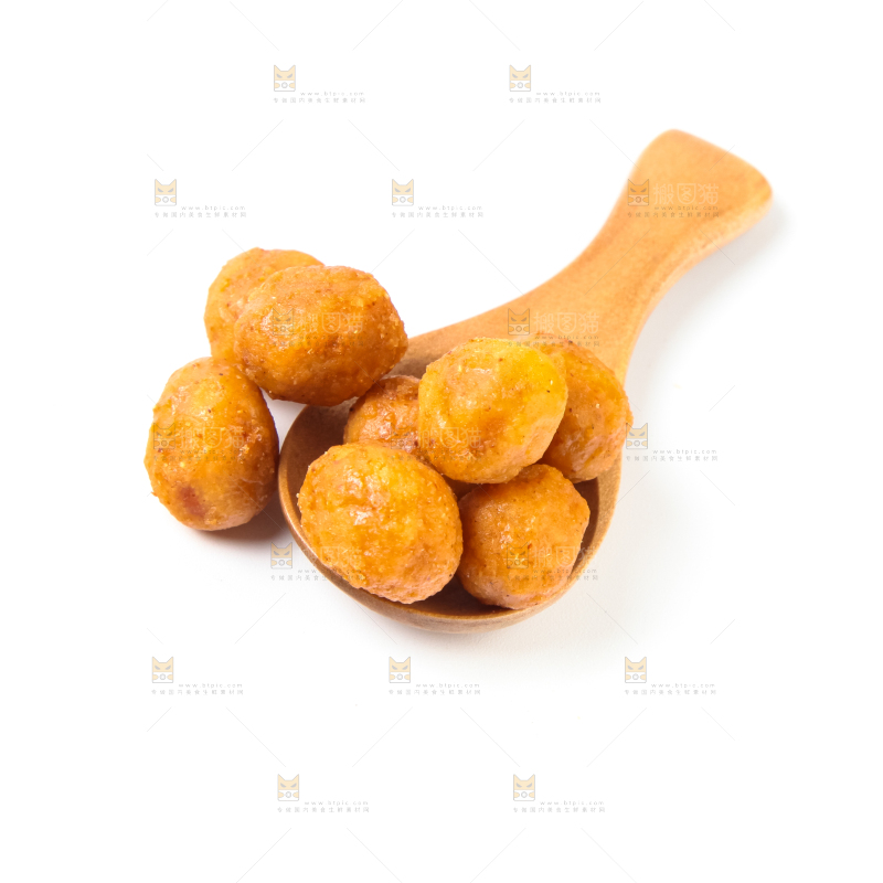白底上放着多味花生