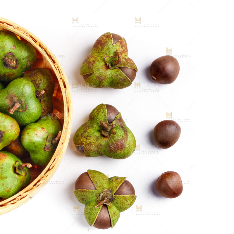 盘子里装着茶籽