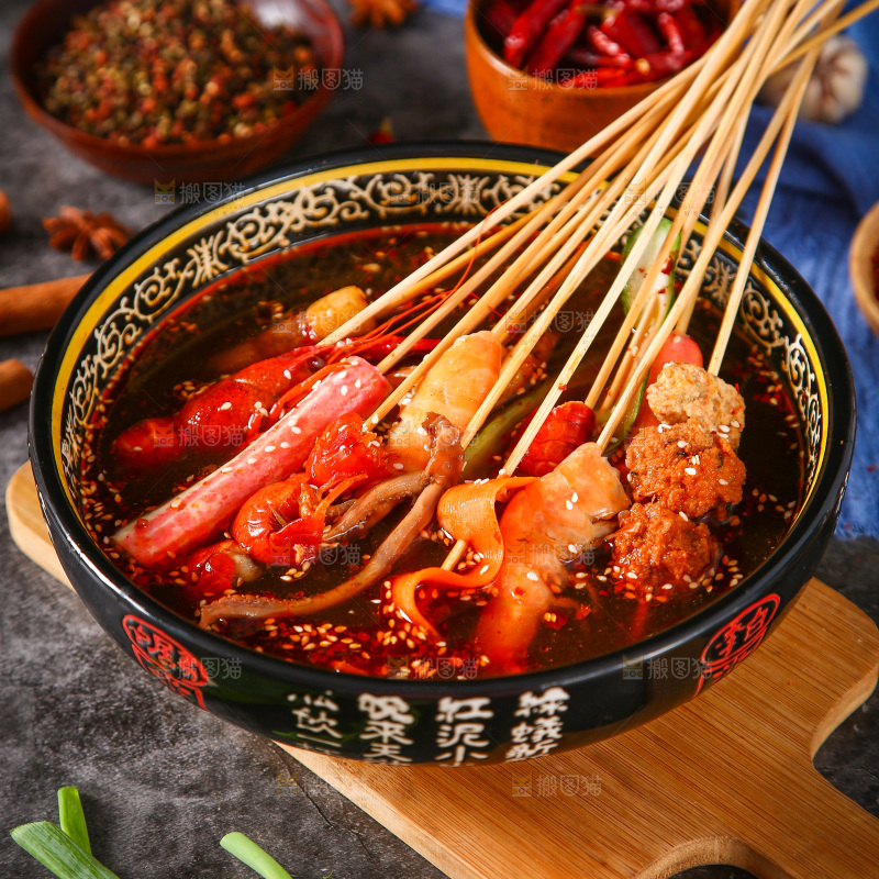 石板上的钵钵鸡