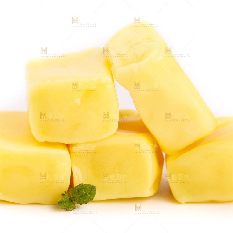 白底上的榴莲味糖果