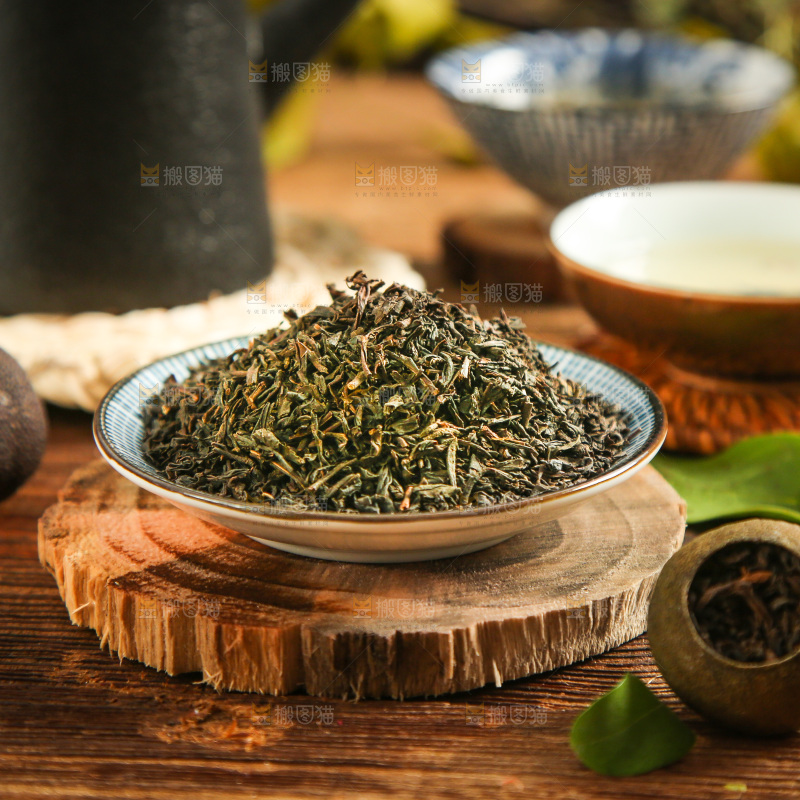 盘子里的茶叶