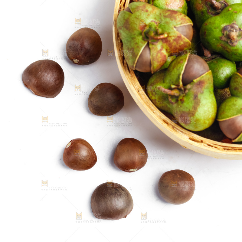 盘子里装着茶籽