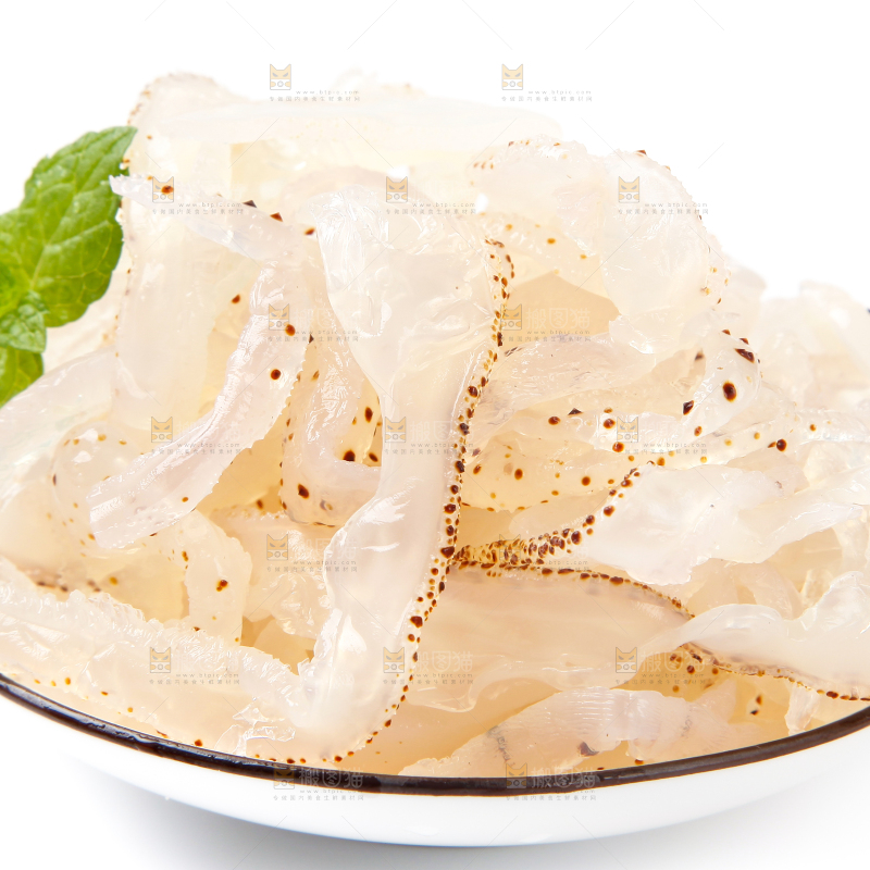 白底上的白花海蜇丝