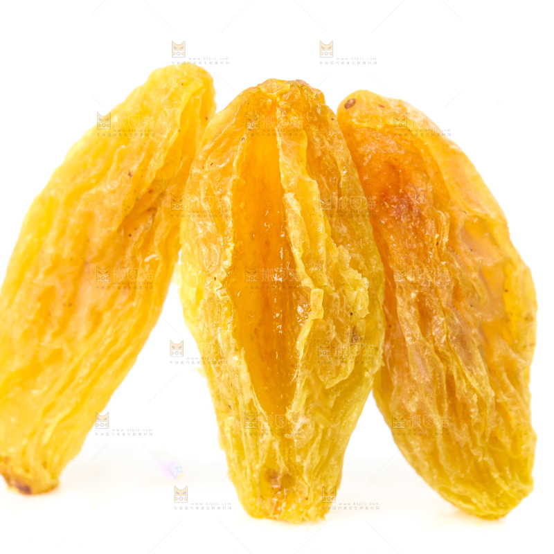 白底上摆放着绿葡萄干