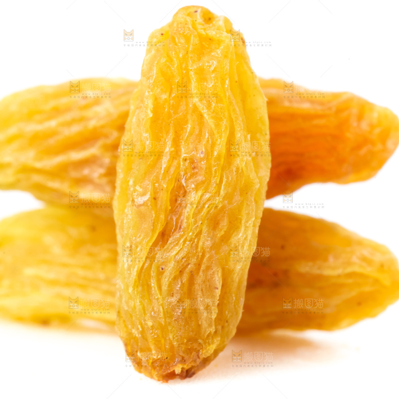 白底上摆放着绿葡萄干