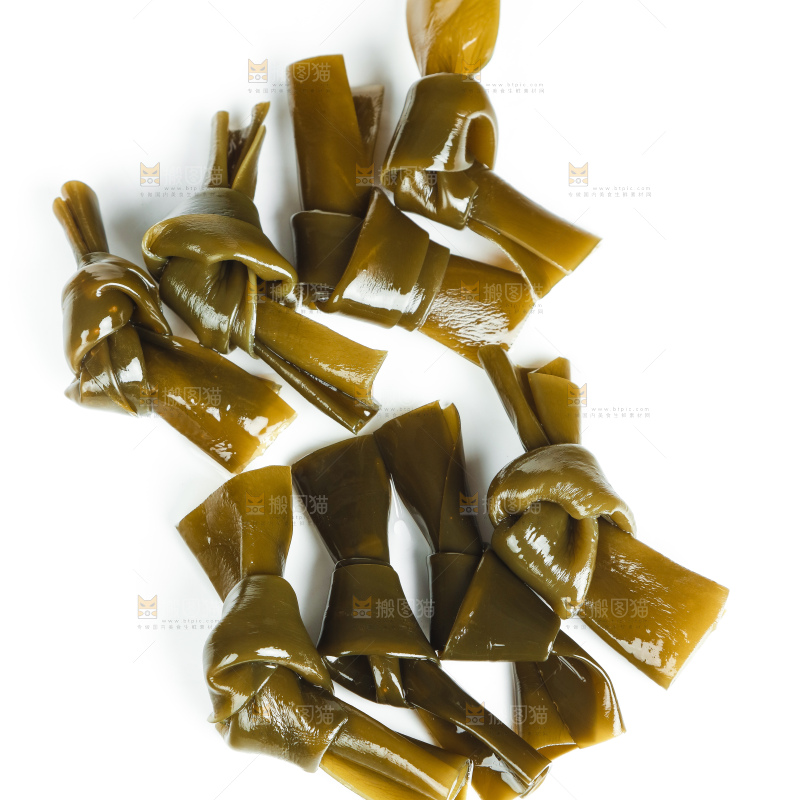 白底上放着海带结