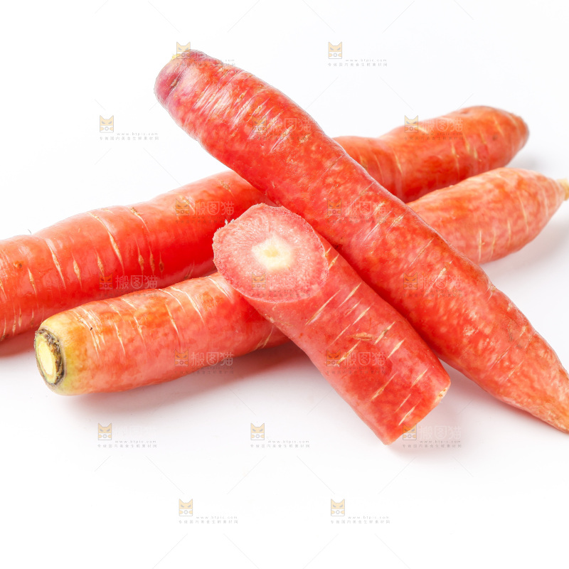 白底上的红胡萝卜