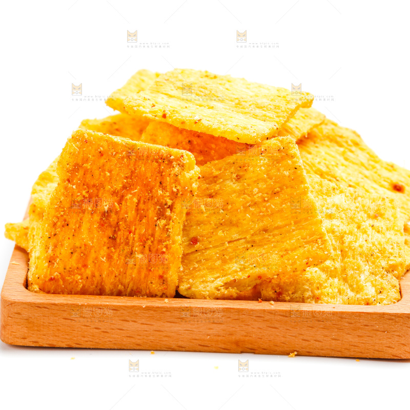 白底上放着麻辣锅巴