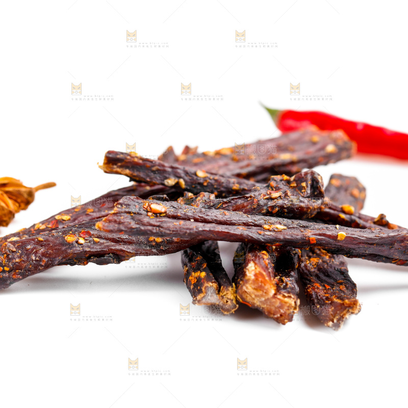 白底上的牛肉条