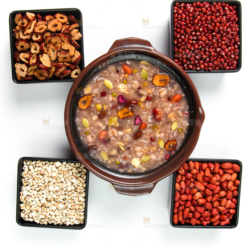 白底上的八宝粥食材和八宝粥