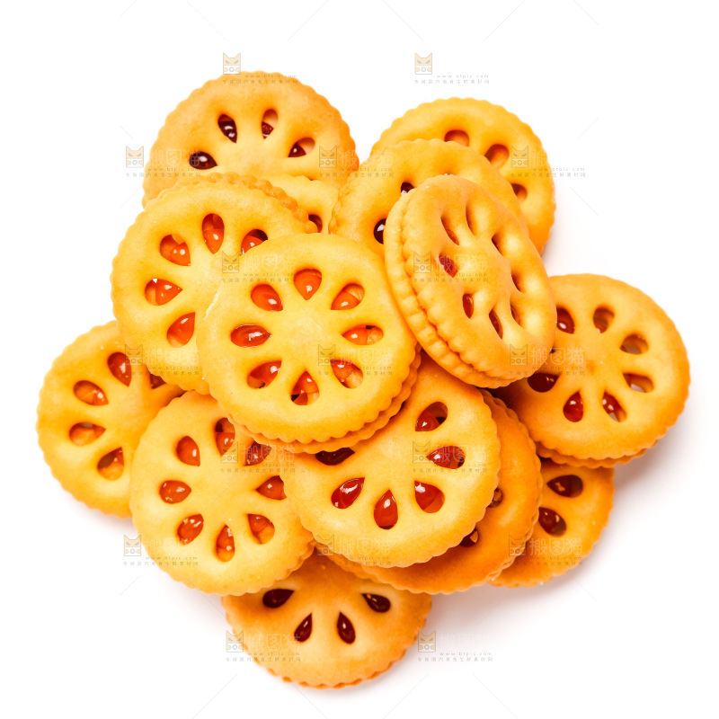 白底上放着果酱夹心饼