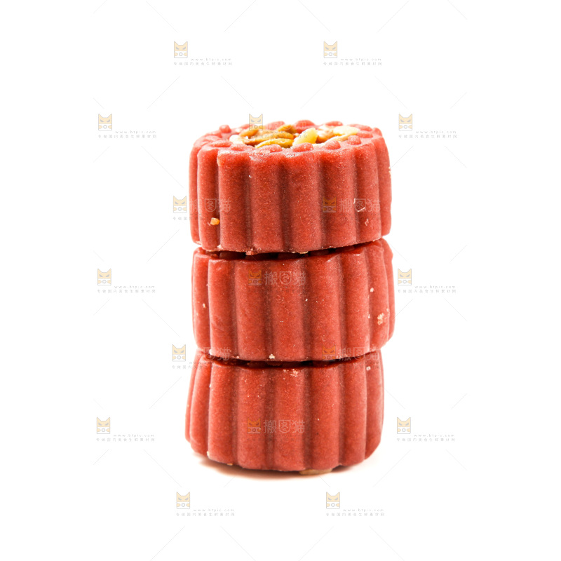 白底上的坚果月饼